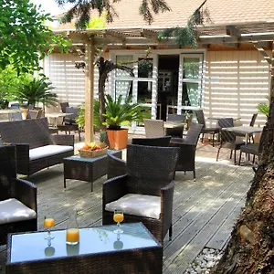 Hotel Fasthotel Toulon, Cuers