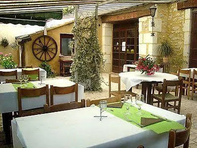 L'Escale Des Alpilles Hotel Rognonas 3*,